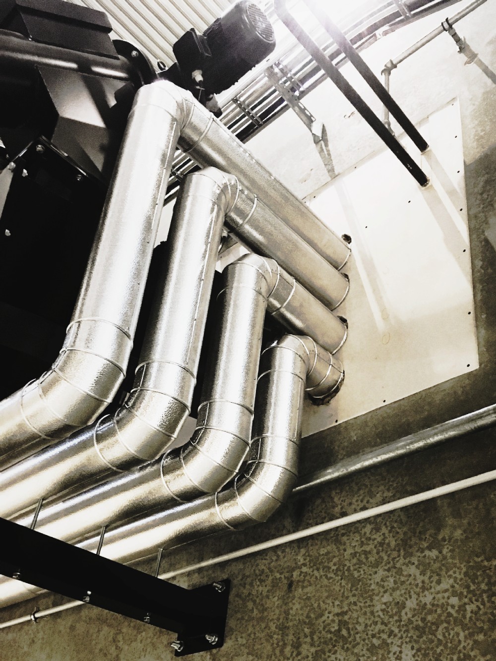 Altisol teknisk isolering af rør på varmealæg